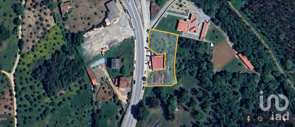 Casa tradicional T3 em São Miguel, Santa Eufémia e Rabaçal de 101 m²