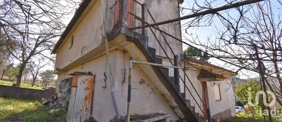 Casa tradicional T3 em São Miguel, Santa Eufémia e Rabaçal de 101 m²