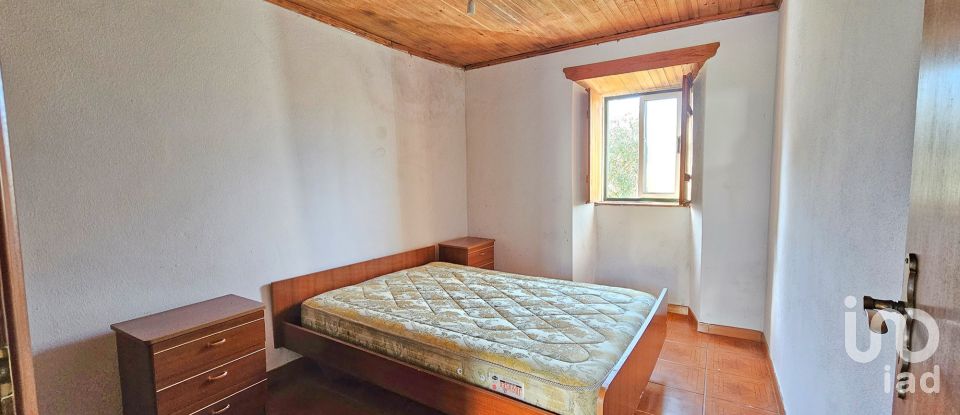 Casa de aldeia T2 em São Miguel, Santa Eufémia e Rabaçal de 83 m²