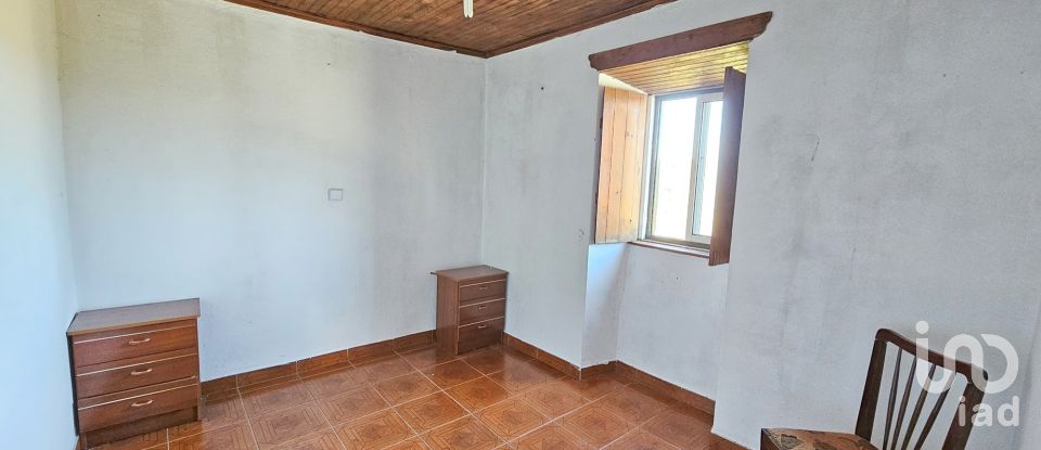 Casa de aldeia T2 em São Miguel, Santa Eufémia e Rabaçal de 83 m²