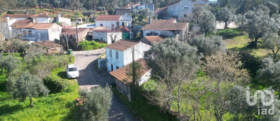 Casa de aldeia T2 em São Miguel, Santa Eufémia e Rabaçal de 83 m²