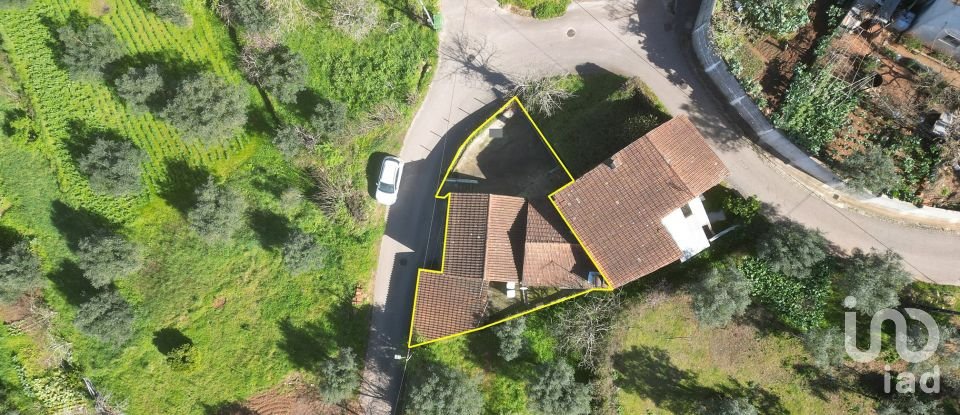 Casa de aldeia T2 em São Miguel, Santa Eufémia e Rabaçal de 83 m²