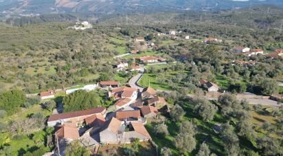 Maison de village T0 à São Miguel, Santa Eufémia e Rabaçal de 200 m²