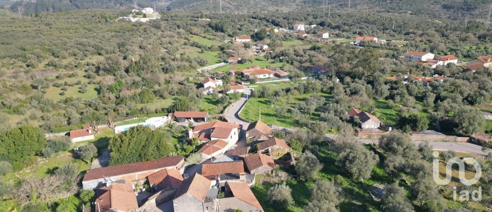 Maison de village T0 à São Miguel, Santa Eufémia e Rabaçal de 200 m²