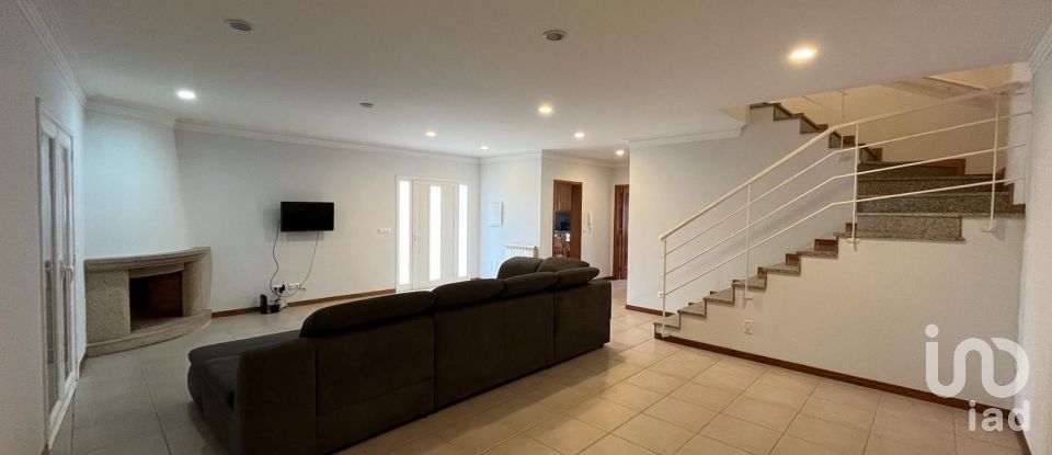 Lodge T5 in Antas of 218 m²