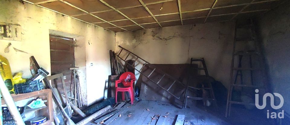 Farm T2 in Coura of 1,821 m²