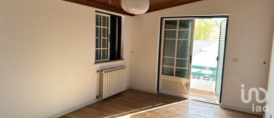 Casa tradicional T6 em Seia, São Romão e Lapa dos Dinheiros de 800 m²
