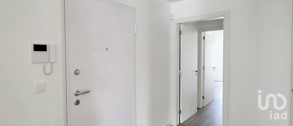 Apartment T3 in Amora of 162 m²
