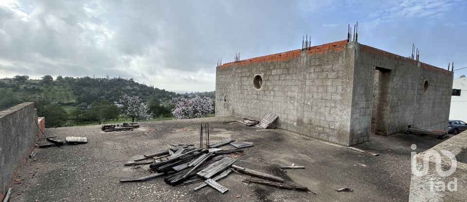 Maison rustique T4 à Boliqueime de 258 m²