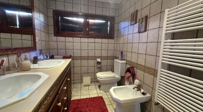 Maison T4 à Santa Cruz/Trindade E Sanjurge de 400 m²