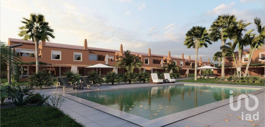 Moradia T3 em Alcantarilha e Pêra de 167 m²