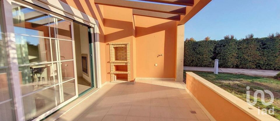 Moradia T3 em Alcantarilha e Pêra de 167 m²