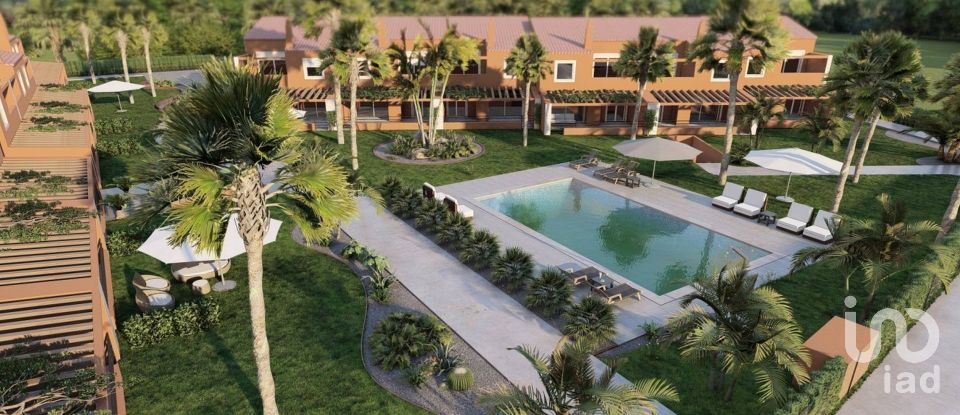 House T3 in Alcantarilha e Pêra of 171 m²