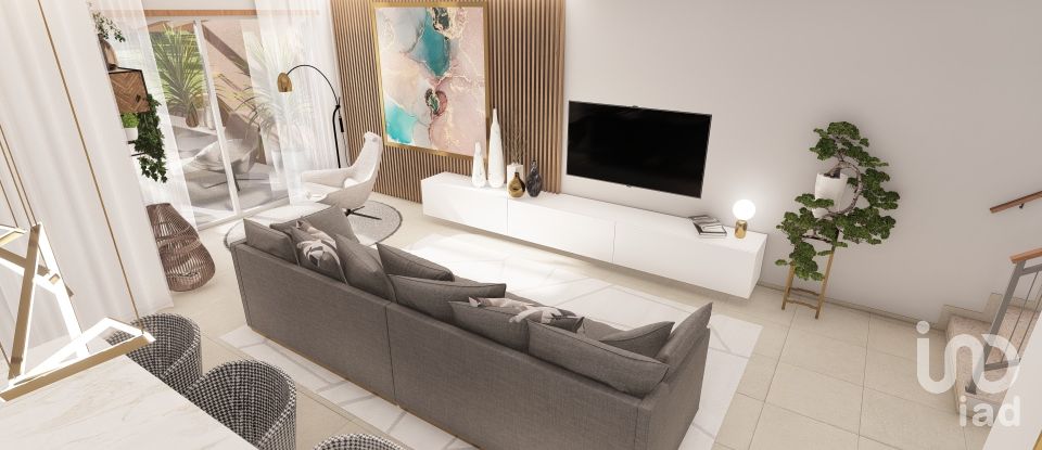 House T3 in Alcantarilha e Pêra of 171 m²