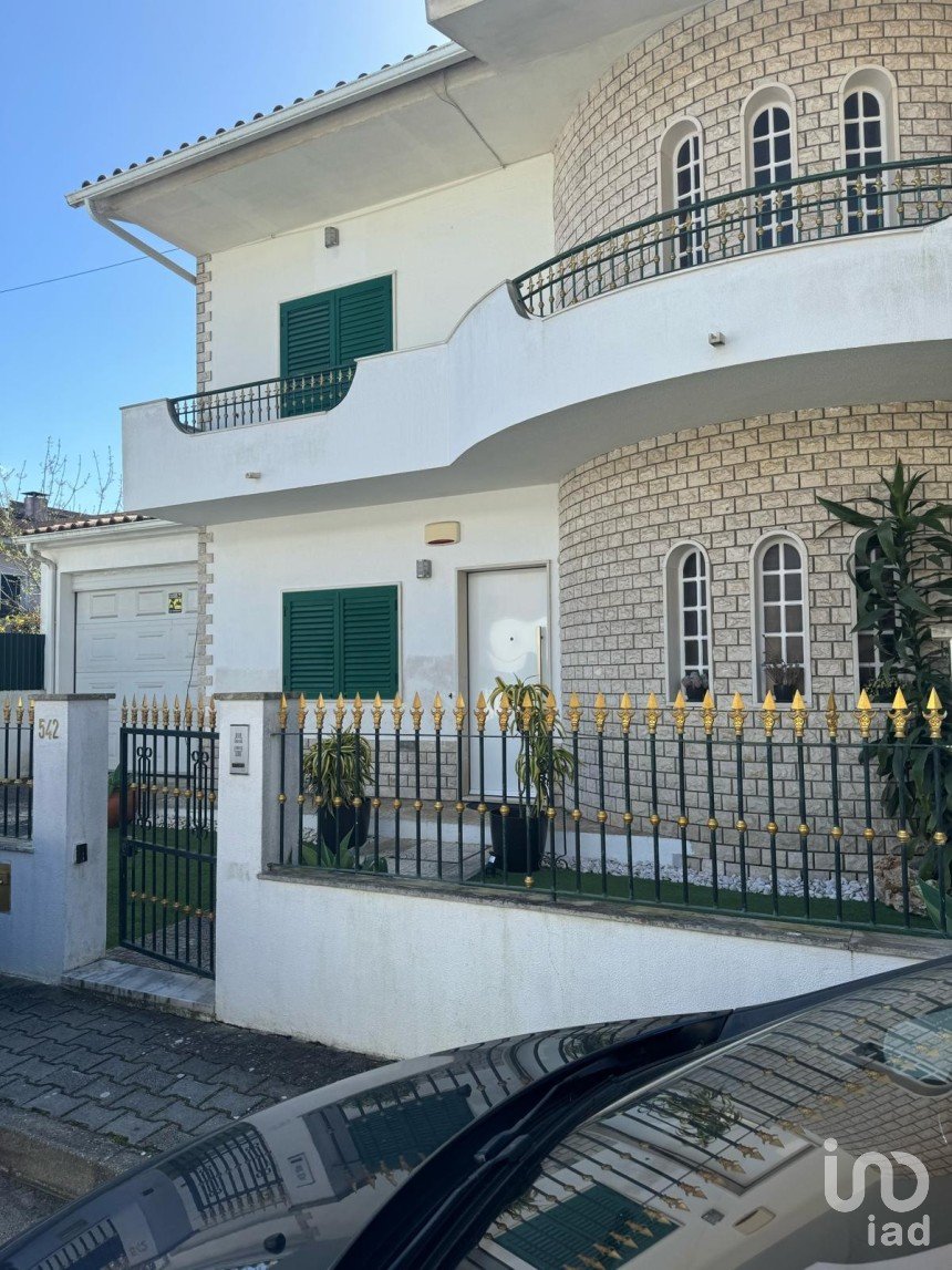 Casa / Villa T3 em Seixal, Arrentela e Aldeia de Paio Pires de 156 m²