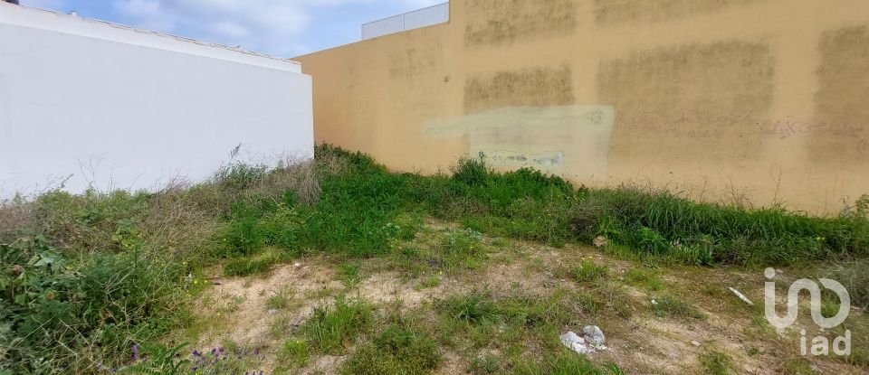 Terreno para construção em Faro (Sé e São Pedro) de 248 m²