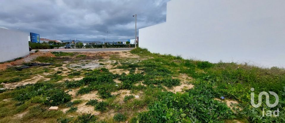 Building land in Faro (Sé e São Pedro) of 248 m²