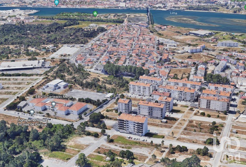 Terreno urbano em Darque de 200 m²