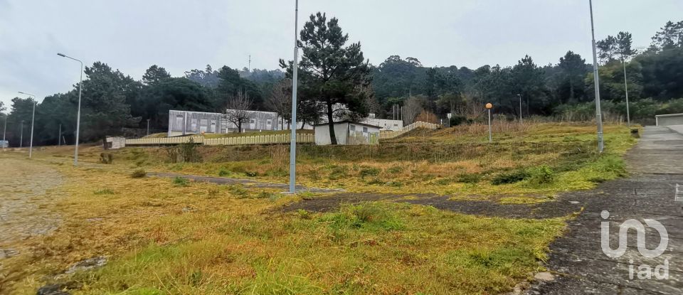 Terreno urbano em Darque de 200 m²