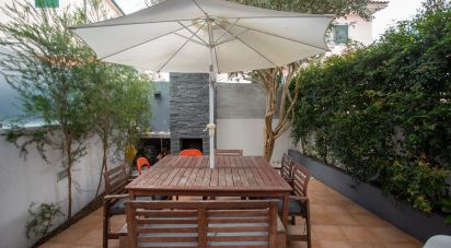 Gîte T3 à Laranjeiro e Feijó de 114 m²