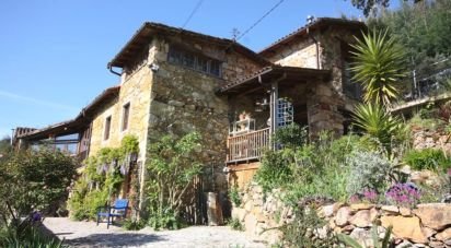 Maison rustique T4 à Vila Nova do Ceira de 342 m²