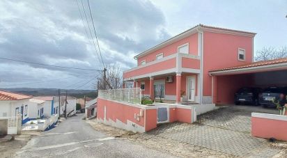 Maison T4 à Aldeia Galega da Merceana e Aldeia Gavinha de 294 m²