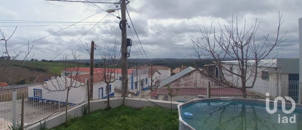 Moradia T4 em Aldeia Galega da Merceana e Aldeia Gavinha de 294 m²