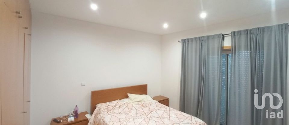 Moradia T4 em Aldeia Galega da Merceana e Aldeia Gavinha de 294 m²