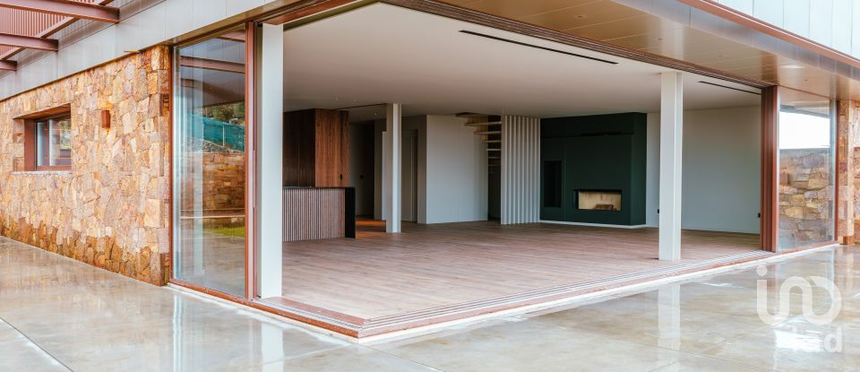 Casa T4 em Nogueira, Fraião E Lamaçães de 448 m²