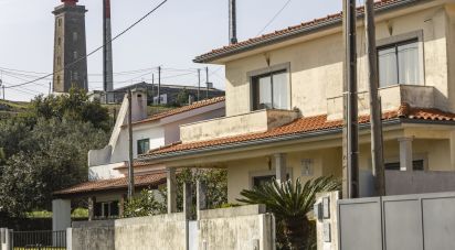 Maison T5 à Carreço de 159 m²