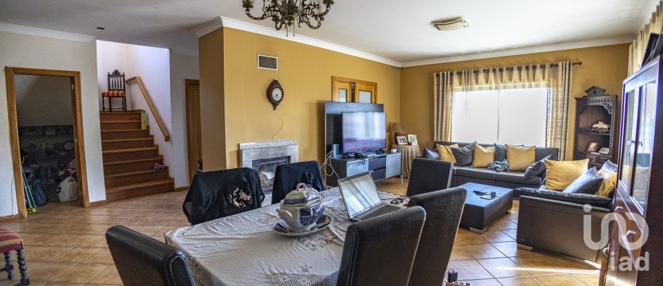 Maison T5 à Carreço de 159 m²