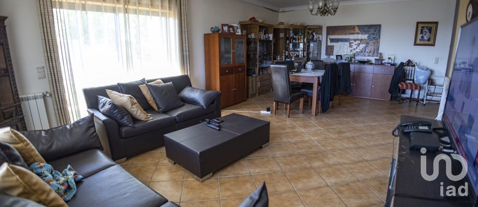 Maison T5 à Carreço de 159 m²