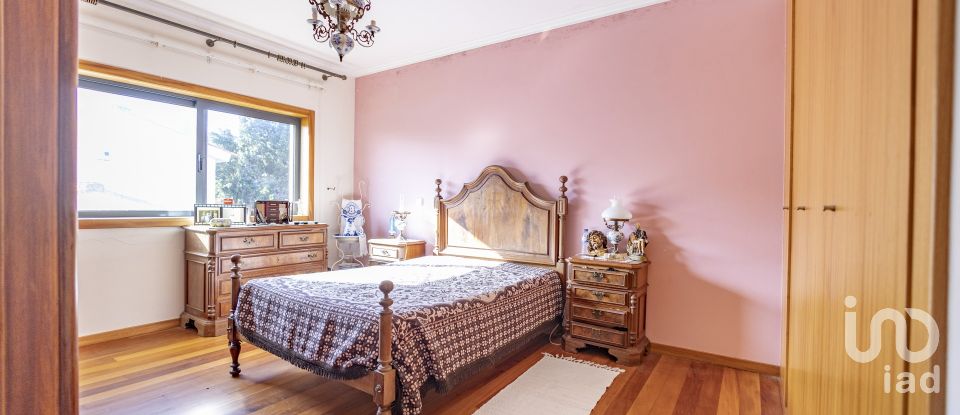 Maison T5 à Carreço de 159 m²