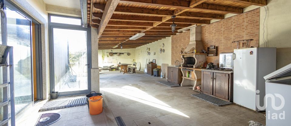 Maison T5 à Carreço de 159 m²