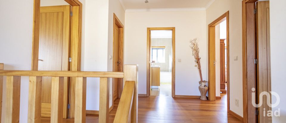 Maison T5 à Carreço de 159 m²