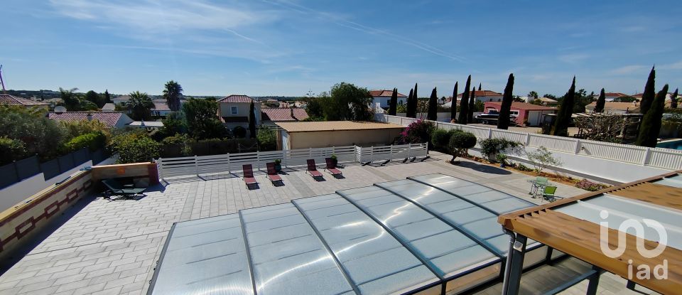 House T4 in Quelfes of 182 m²