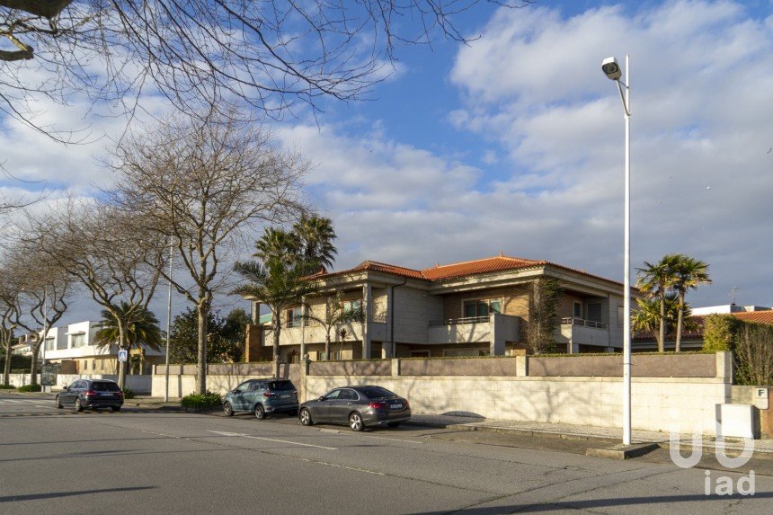 Moradia T6 em Esposende, Marinhas e Gandra de 803 m²