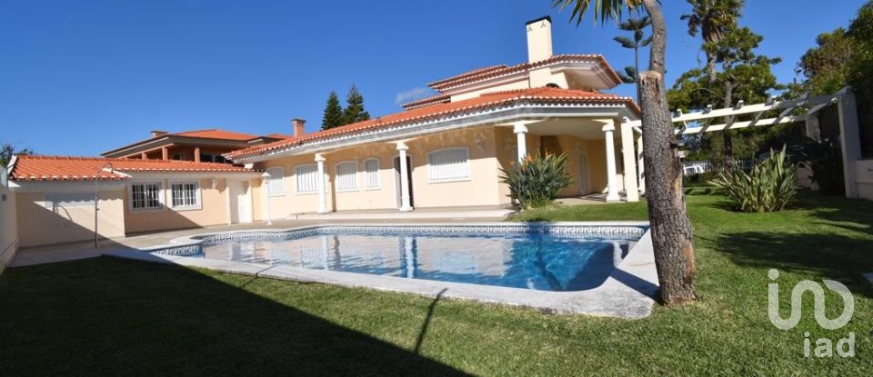 House T6 in Cascais e Estoril of 325 m²