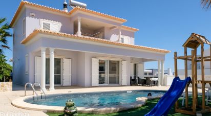 Maison T4 à Albufeira e Olhos de Água de 376 m²