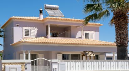 Maison T4 à Albufeira e Olhos de Água de 376 m²