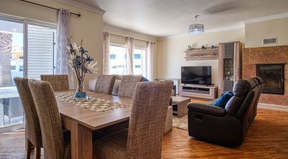 Maison T4 à Albufeira e Olhos de Água de 376 m²