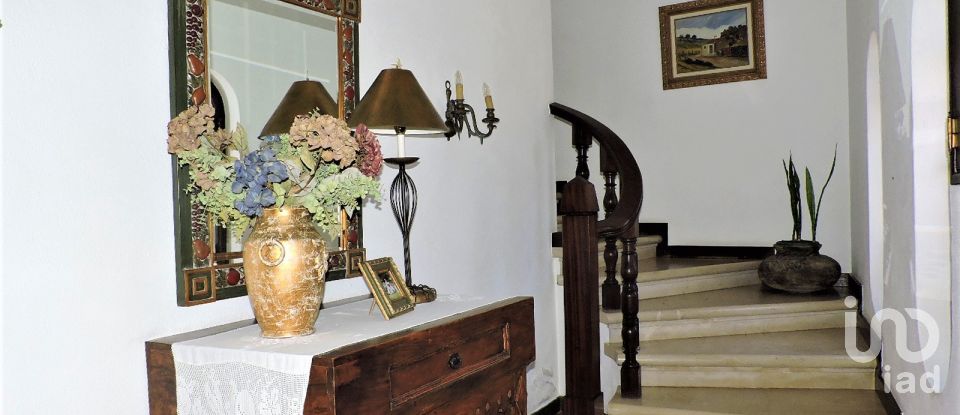 Maison T6 à Riachos de 433 m²