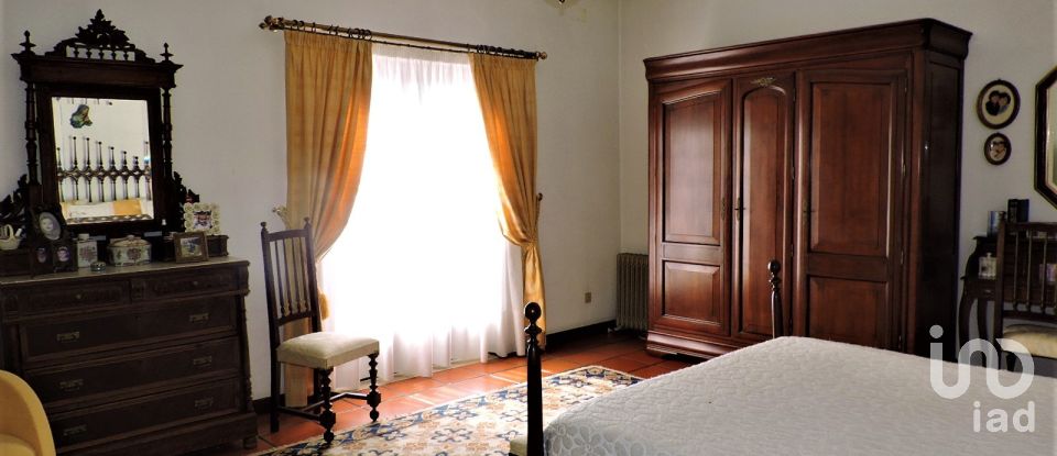 Maison T6 à Riachos de 433 m²