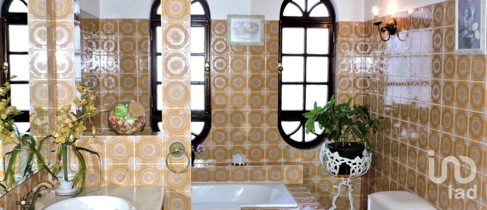 Maison T6 à Riachos de 433 m²