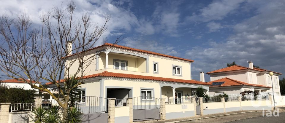 House T4 in São Martinho do Porto of 125 m²