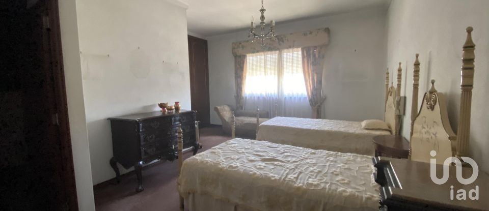 Gîte T6 à Paranhos de 384 m²