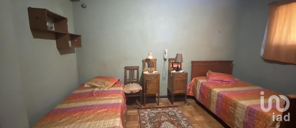 Gîte T6 à Paranhos de 384 m²