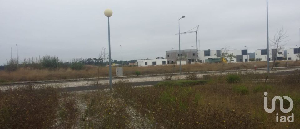 Building land in Tornada e Salir do Porto of 437 m²