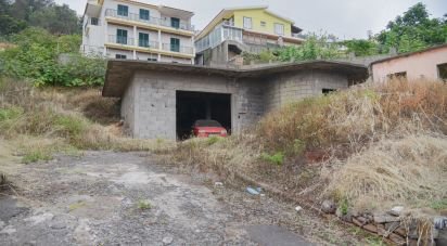 Terrain à Santo António de 450 m²