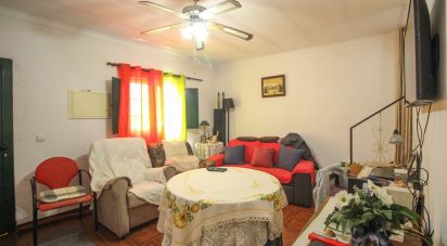 Maison de village T3 à Nossa Senhora da Graça dos Degolados de 165 m²